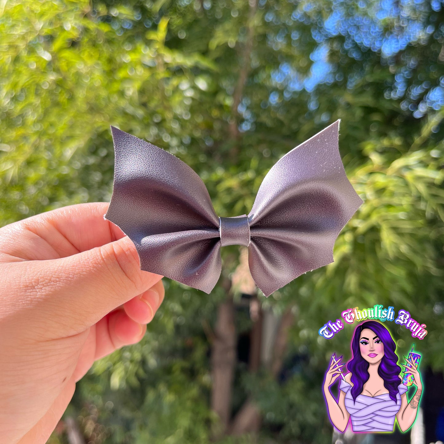 Batty Wing Bows